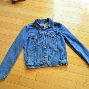 Levi Strauss Levis Women's Original Trucker Denim Jean Jacket Size S